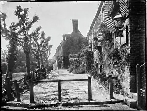 Speldhurst: The Crown Inn, Groombridge, Speldhurst, Tunbridge Wells
