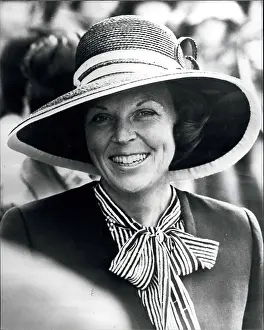 Abdicate: Crown Princess Beatrix of the Netherlands