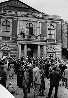 Festspielhaus: The Crown Princess of Italy on the