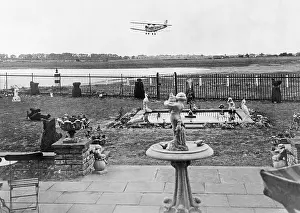 Airports: Croydon Airport, 1930