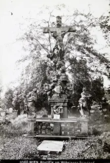 Crucifixes: Crucifix sculpture at Wahring cemetery