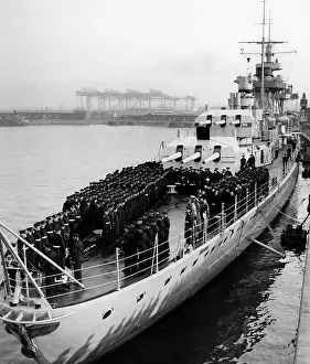 Commissioning: Cruiser Nuremberg, 1935