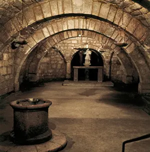 Palencia: Crypt of San Antolin