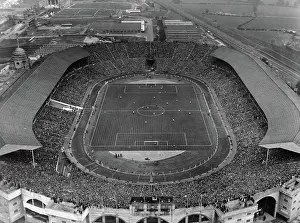 Wimbley: The Cub Final between Everton and