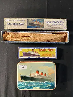 Merchandising: Cunard Line, Queen Mary - three items