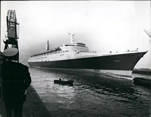 Proving: Cunard liner, Queen Elizabeth II