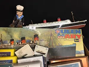 Revell: Cunard Ocean Liners - collection of items