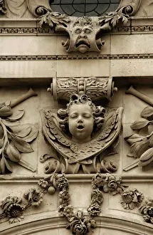 Cupid: Cupid. Relief on the facade of the of St. Paul's Cathedral