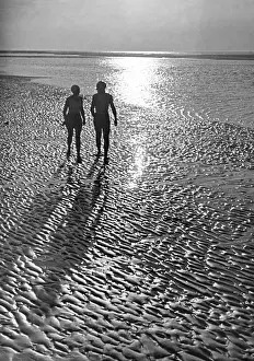Walkers: Curonian Spit, 1937