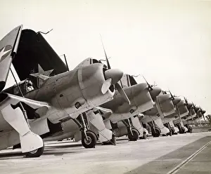 Sb2c: Curtiss Model 84 SB2C-1 Helldivers