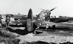 Warhawk: Curtiss P-40 Warhawk