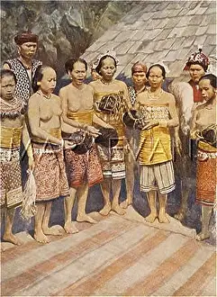 Dyak: CUSTOM/BORNEO 1913