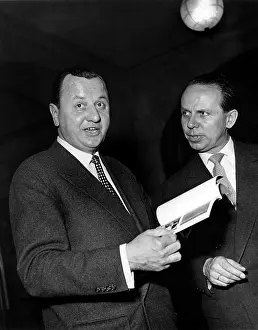Literatur: C.W. Ceram and Siegfried Taubert