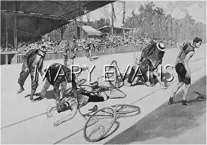 Collide: CYCLE RACE ACCIDENT