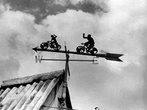 Weathervane: CYCLISTS WEATHERVANE