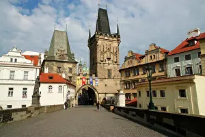 Strana: Czech Republic. Prague. Bridge tower at the end of the Charl