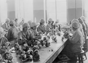 Vyroba: Czechoslovakia 1932, production of Easter goods