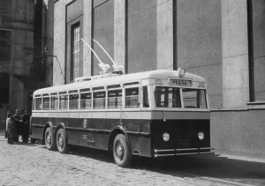 Automobil: Czechoslovakia 1936, bus powered by electricity
