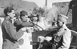 Narodni: Czechoslovakia 1936, National Guard during exercise