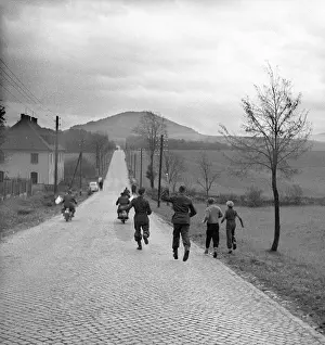 Miru: Czechoslovakia 1950, Relay of peace and