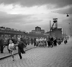 Visibly: Czechoslovakia 1950 - Relay of peace and friedship