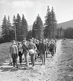 Krkonose: Czechoslovakia - 1963 - oudoor schooling