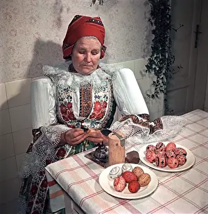 Hampl: Czechoslovakia (Czech Republic), custom, Easter, eggs