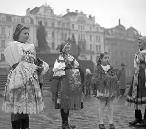 Enthousiastic: Czechoslovakia - Prague, 1948. Not so Enthusiastic
