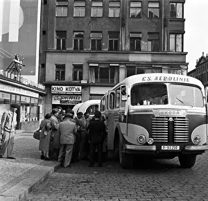 Ruzyne: Czechoslovakia - Prague 1950. Passengers board