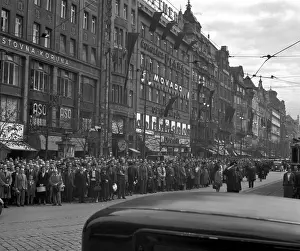Minuta: Czechoslovakia - September 1937, Prague citizens