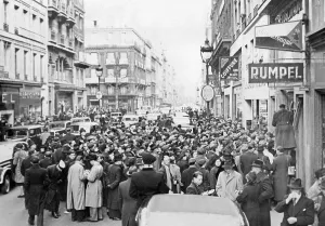 Czechs: Czechs and French in Paris, 1938