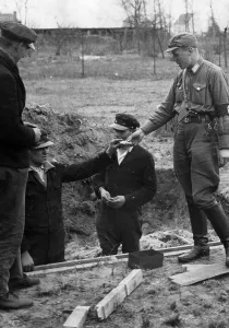 Offers: Dachau concentration camp, 1933