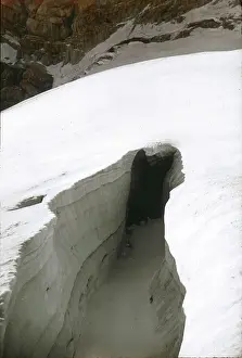 Crevasse: Dachstein: crevasse