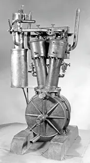 Gottlieb: Daimler V2 engine, 1889
