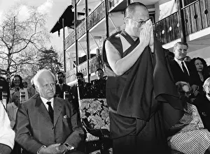 Raum: Dalai Lama