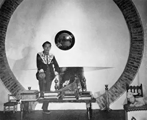 Surrealist: Dali's Decor
