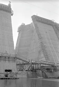 Erzgebirge: Dam construction - cocrete