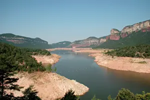 Reservoir: Dam of Sau. Catalonia. Spain