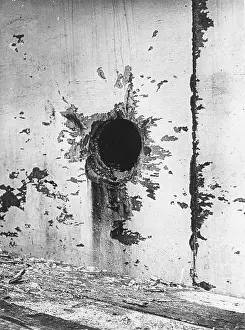 Battlecruiser: Damage to HMS Tiger during the Battle of Jutland, WW1