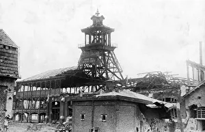Arras: Damaged building in Lens, 1917