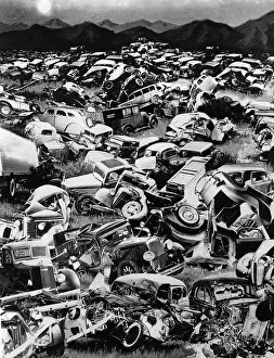 Photomontage: Damaged cars