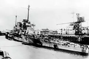 Seriously: Damaged SMS Seydlitz, 1916