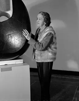 Sculptress: Dame Barbara Hepworth