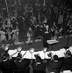 Lucerna: Dance - ball - music band - Lucerna