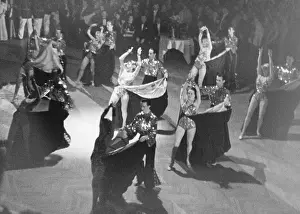 Filmball: Dance performance at the Filmball in 1937