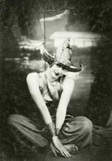 Manasse: Dancer Gusti Schmucke