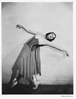 Losch: The dancer Tilly Losch, 1930
