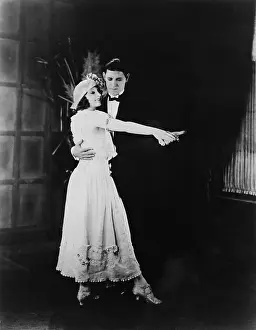 Collaborate: Dancing couple