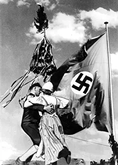 Maypole: Dancing under the Maypole - NS propaganda, 1938