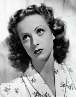 Darrieux: Danielle Darrieux - Actress - Celebrity